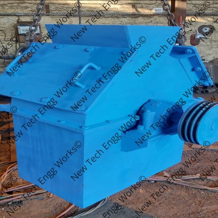 Industrial Fertilizer Crusher Machine for Material Size Reduction